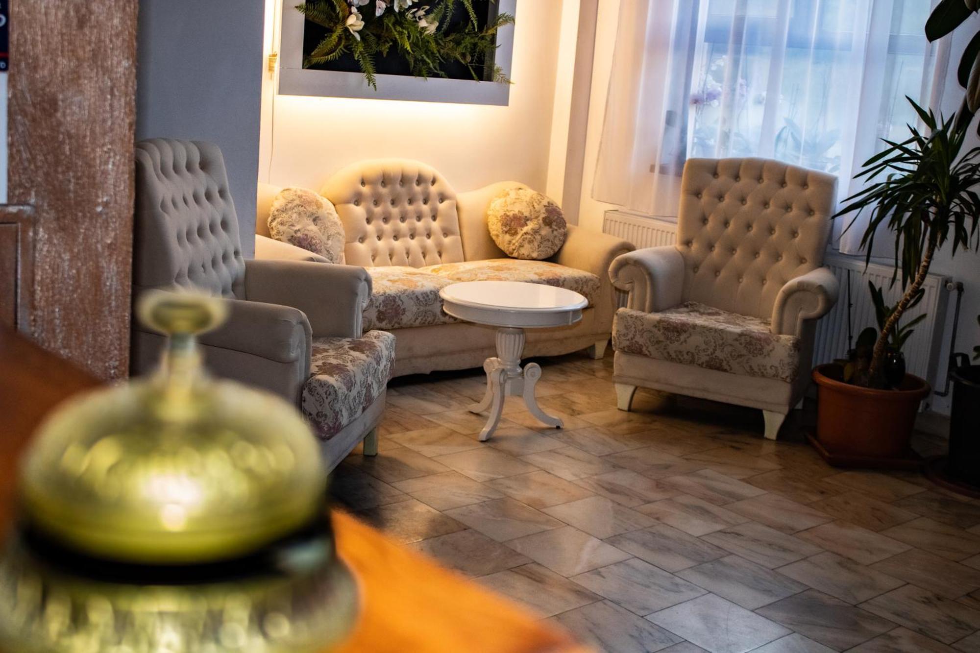Hotel Rebis Braila Ngoại thất bức ảnh