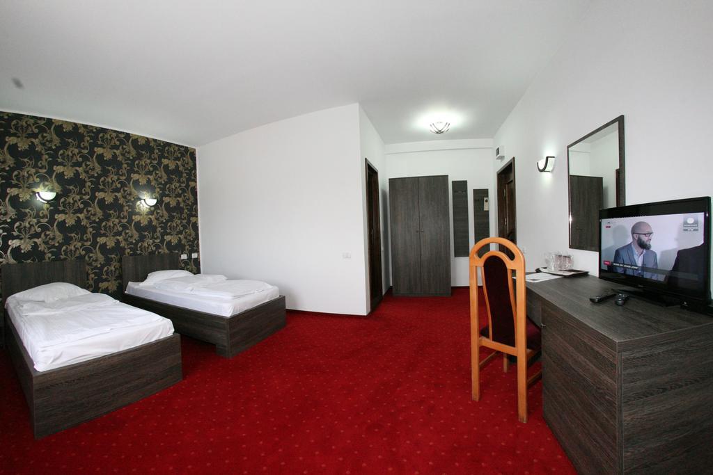 Hotel Rebis Braila Phòng bức ảnh